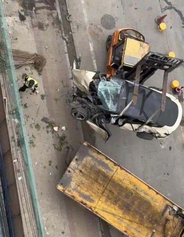 特斯拉再发声：恳请鉴定 还原真相_货拉拉跳车事件司机妻子发声_特斯拉事故司机发声