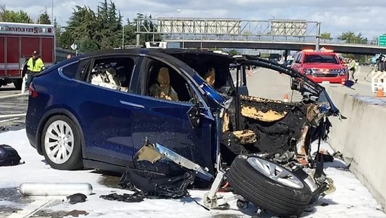 男司机和女司机事故比例_特斯拉事故司机发声_货拉拉跳车事件司机妻子发声