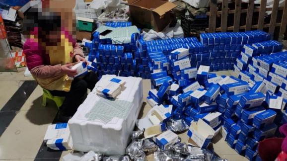 莲花清瘟颗粒_连花清瘟颗粒_连花清瘟百种替代药