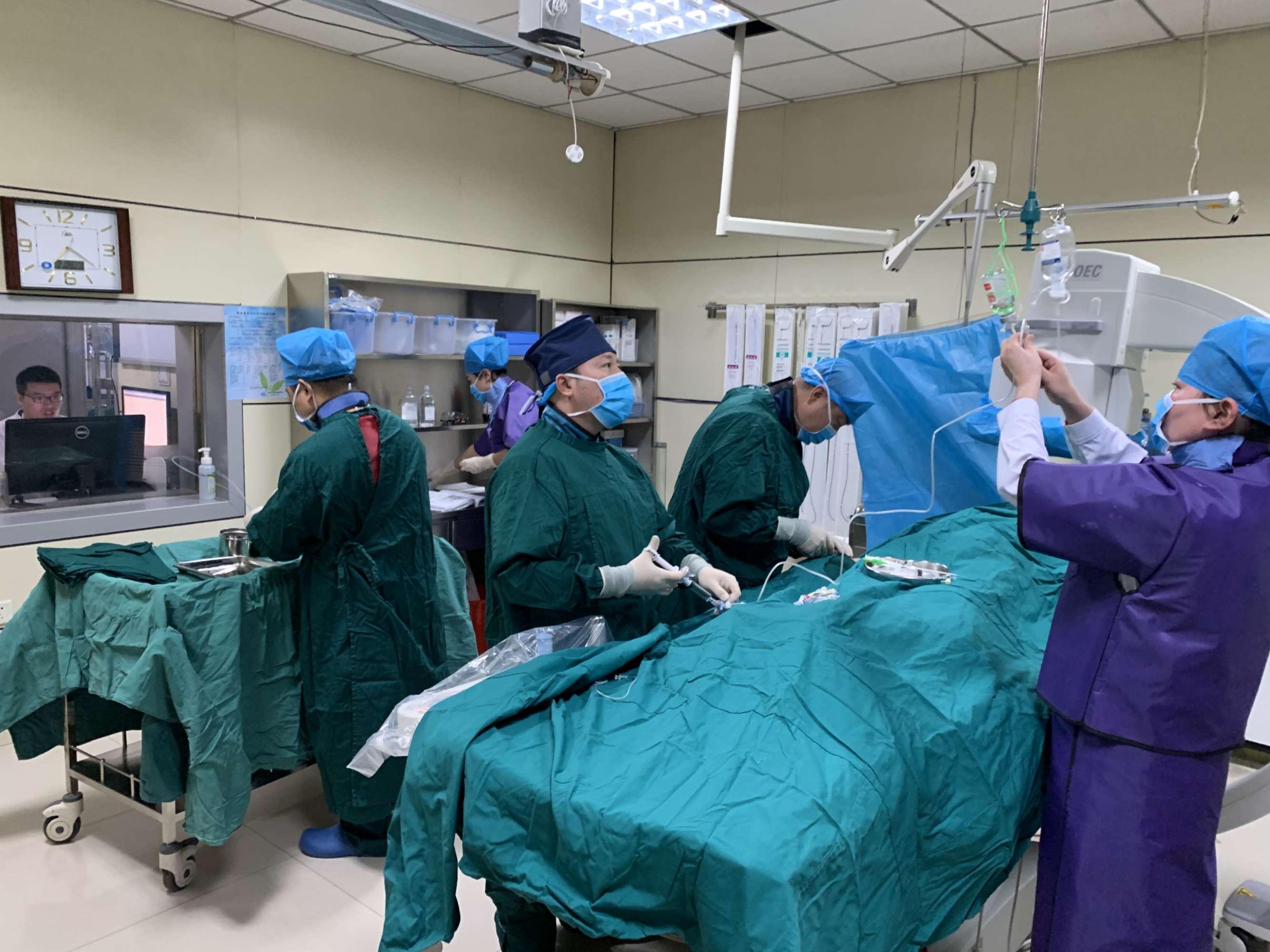 意大利一市长感染新冠肺炎病逝_新冠感染潮下的农村_北京人民医院感染新冠肺炎