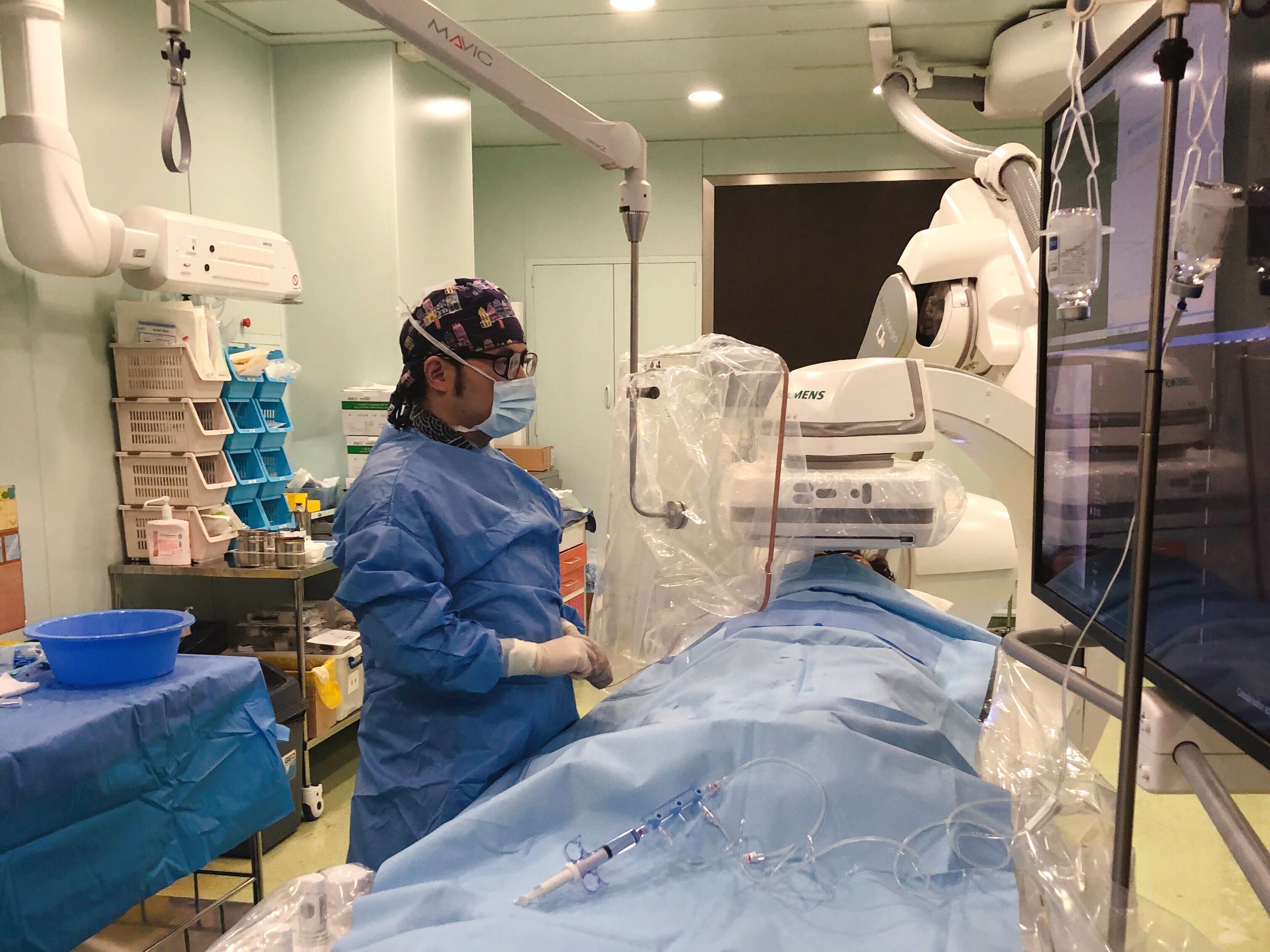 意大利一市长感染新冠肺炎病逝_新冠感染潮下的农村_北京人民医院感染新冠肺炎