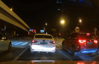 村民捡到陨石怕辐射_梦见捡到陨石坠落_捡到陨石归谁