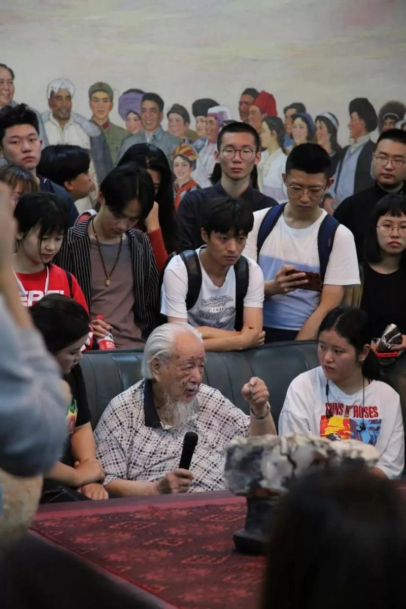 为去世者祈福图片_人民名币泰铢历史纪录_第三、四套人民币设计者侯一民去世