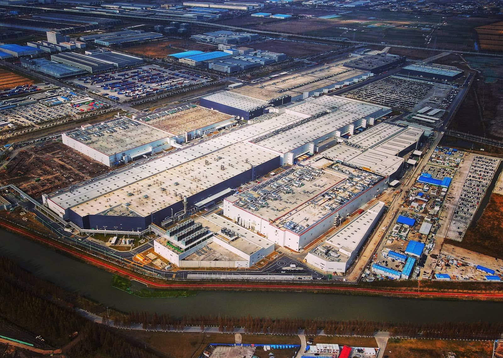 特斯拉上海工厂为何停产_上海特斯拉工厂招聘会_特斯拉上海超级工厂