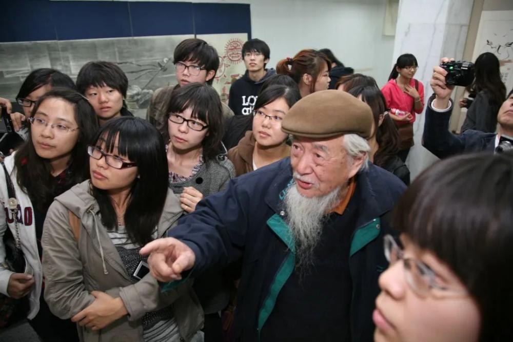 人民日报报道维卡币_第四套人民币名币钞王_第三、四套人民币设计者侯一民去世