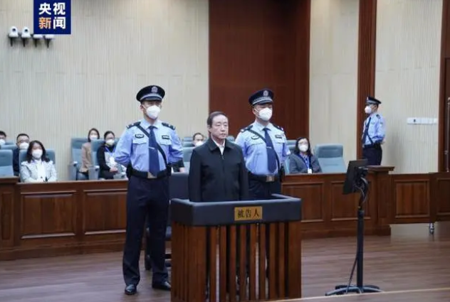 团伙抢劫罪判多少年_团伙盗窃可以判缓吗_孙力军团伙均已判监