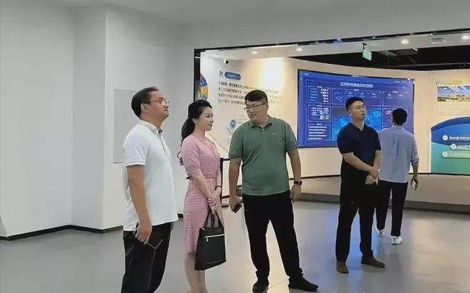 韦峰被免职_刘源免职_免职 撤职