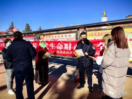 电子爆竹燃放视频_公安部：引导群众合规燃放烟花爆竹_爆竹烟花