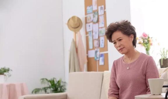 能以父母的名义买二套房吗_女孩送父母一套房_送父母礼物一般都送啥
