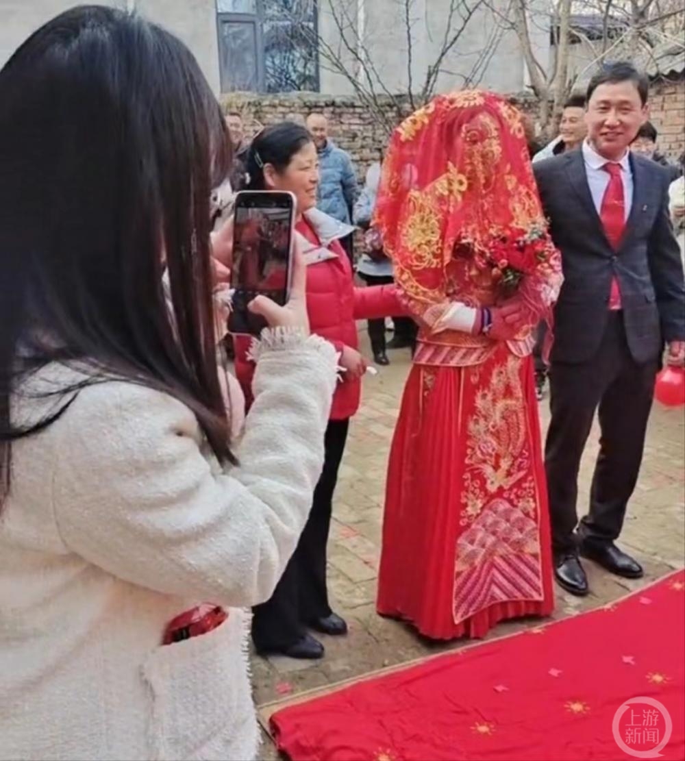田丽在下辈子还嫁给你生孩子_带5个孩子嫁给初恋_梦到嫁给初恋代表什么