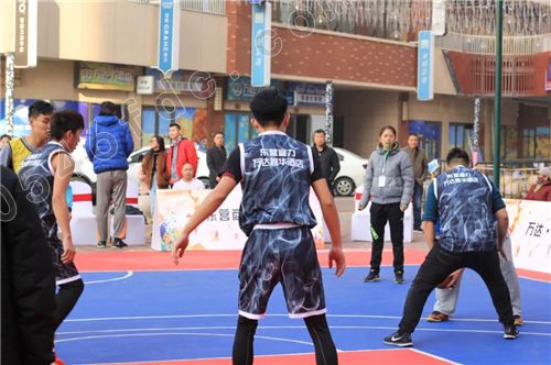花呗套5000元多少手续费_男子花两千元套圈 套中两台汽车_500元套圈生意