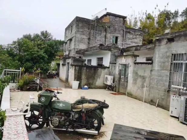 绑架原县委书记嫌犯:多次陷借贷纠纷_四川省蓬安县委原书记袁菱_新田县委原书记龚新智