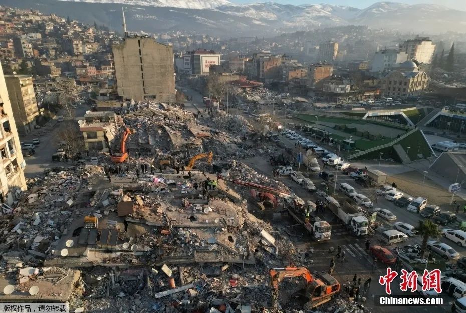 海地地震遇难中国维和警察回国_云南地震遇难图片_唐小强地震中遇难