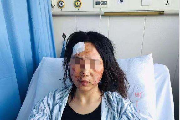 出轨被发现街头打架_街头女的打架_美女街头打架