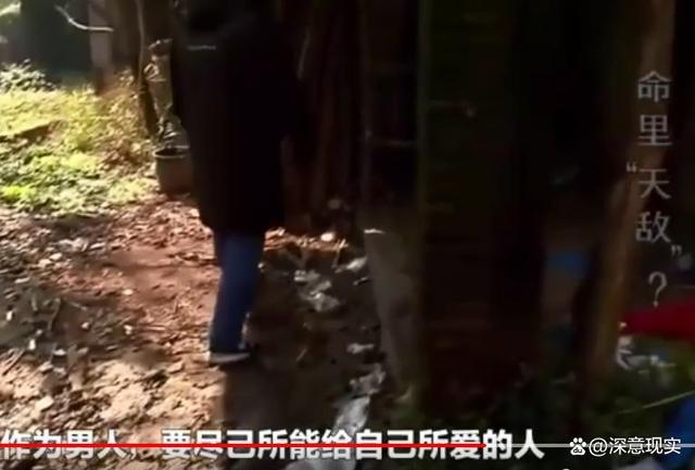出轨被发现街头打架_街头女的打架_美女街头打架