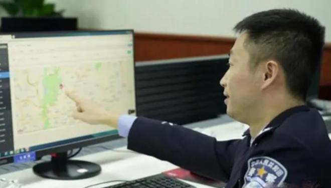 脚扭伤了老板不赔钱怎么办_老板与警察冲突 赔钱获谅解后又被捕_先签谅解书还是先赔钱