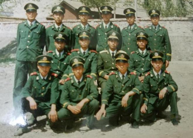 先签谅解书还是先赔钱_脚扭伤了老板不赔钱怎么办_老板与警察冲突 赔钱获谅解后又被捕