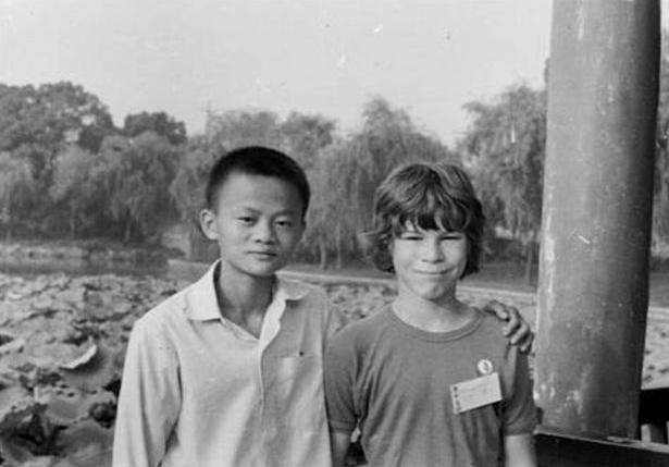 马云捐款澳大利亚_马云给澳大利亚捐款_马云现身澳大利亚
