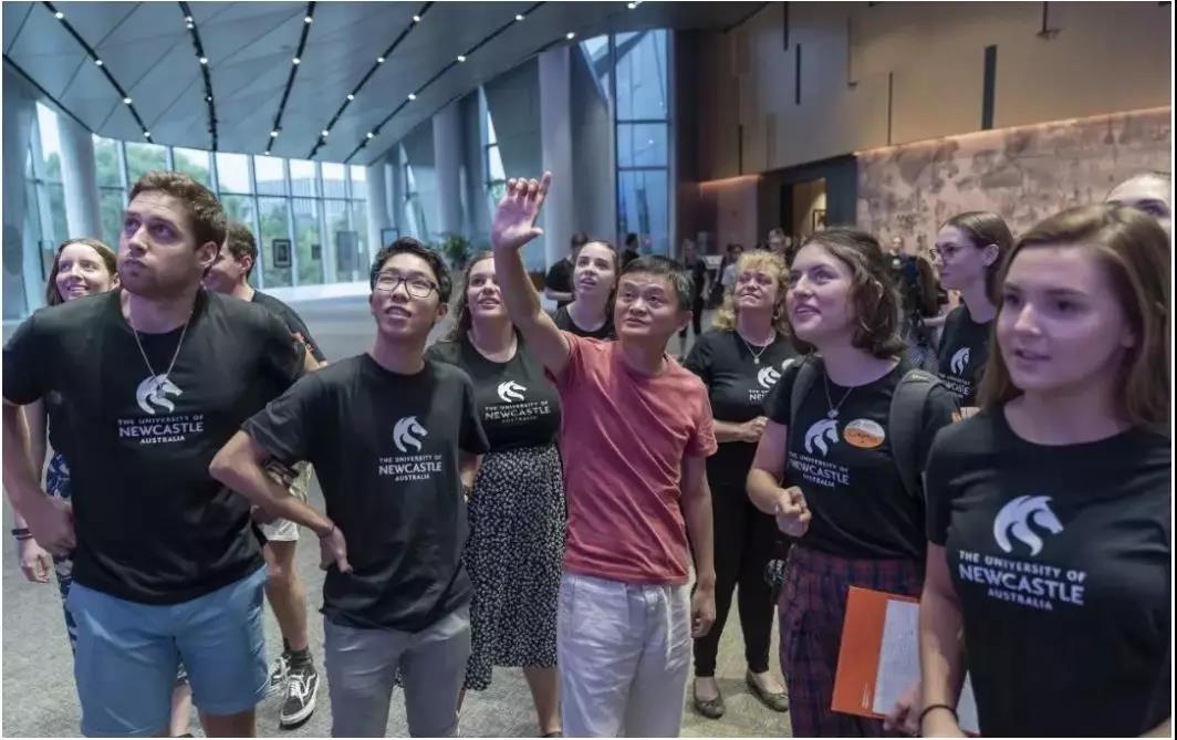 马云捐款澳大利亚_马云现身澳大利亚_马云给澳大利亚捐款