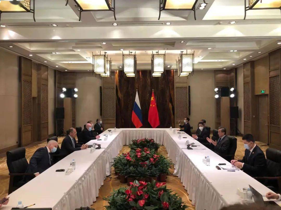 在中俄海上联合2014反潜演习中_中俄海上联合2014军事演习_中俄联合声明