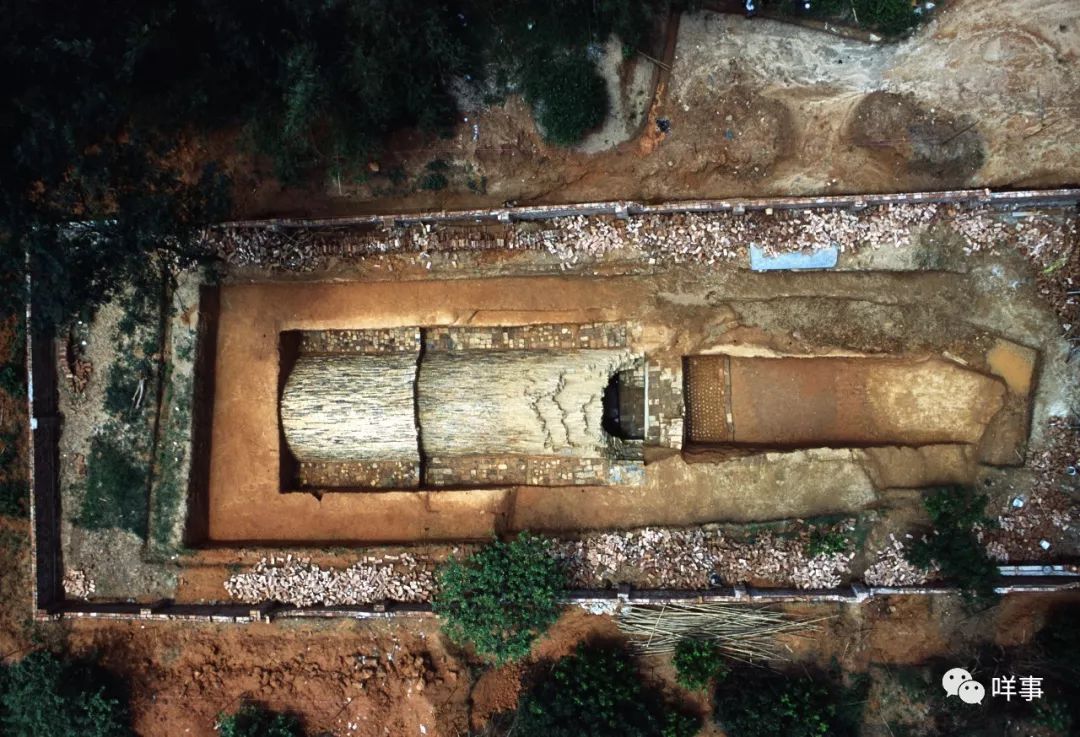 睢宁梁山水库古墓_郑州水库现汉朝古墓_洪门水库发现古墓