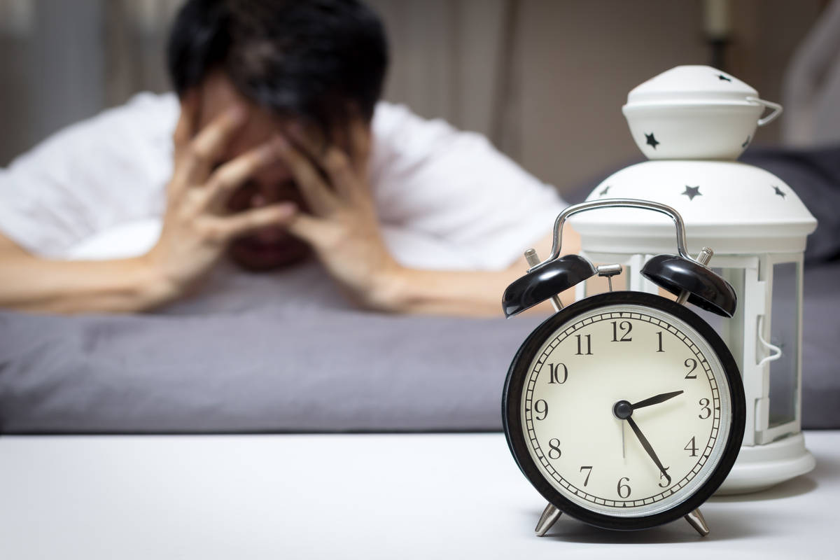 睡眠时间短4小时就醒了_8小时睡眠论或为错_每天最佳睡眠是几小时