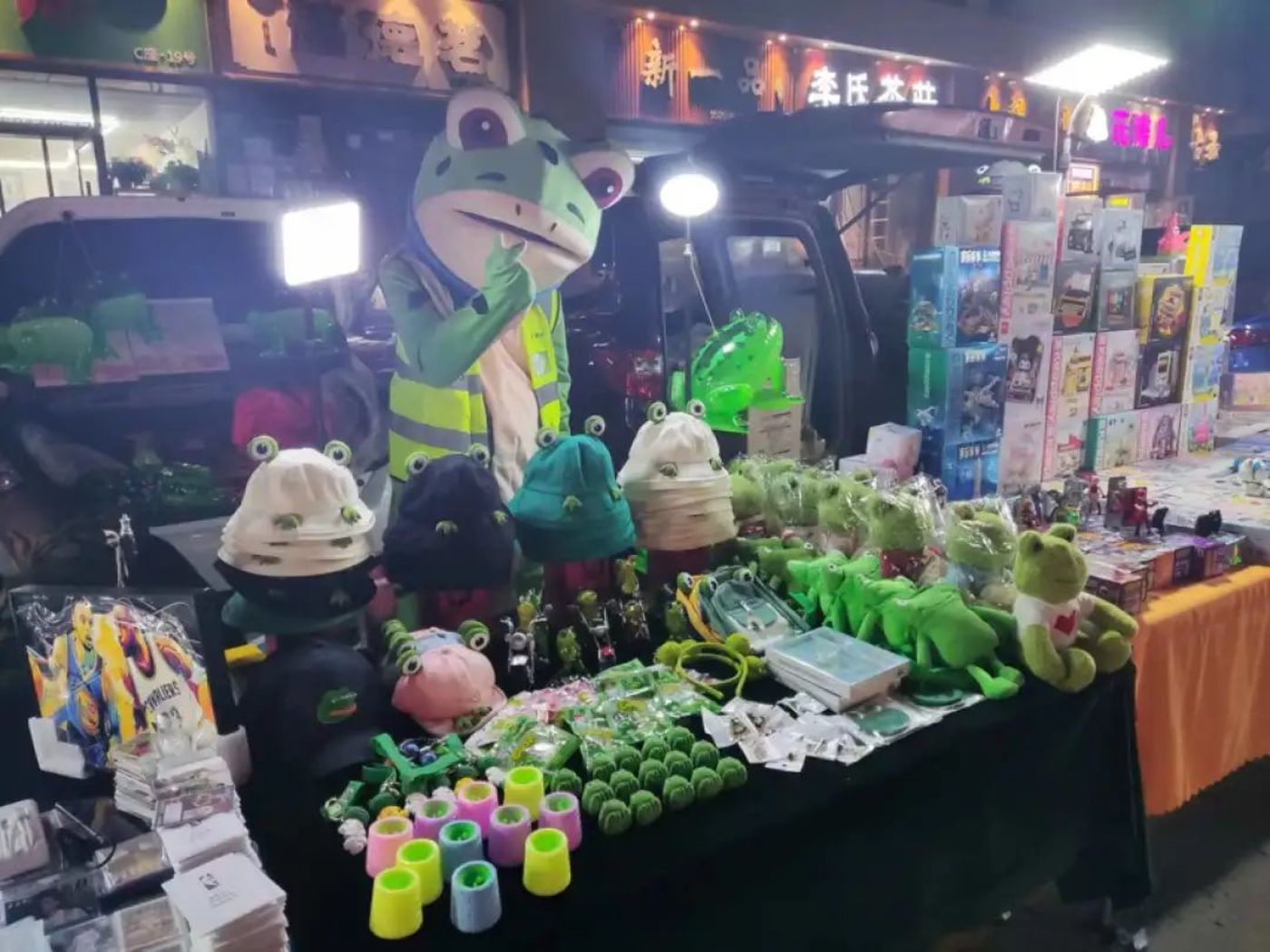 地摊餐饮创业故事_年轻人的地摊故事_捞尸人最怕捞到年轻女子