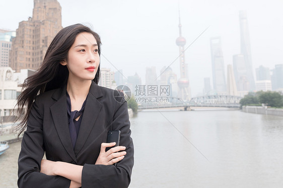 怕孩子哭闹父母包下商务车厢_g1502商务车厢号_11号线商务车厢票价