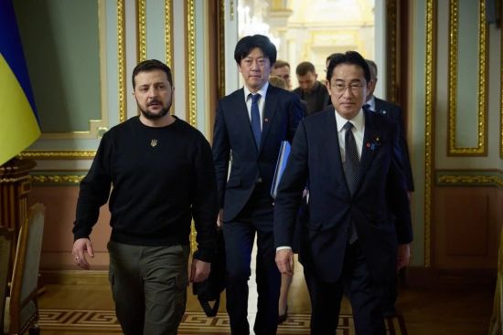 三国领导人突访乌克兰_蒂勒森突访阿富汗_富丽堂皇 精妙绝伦——访花丝镶嵌传承人白静宜