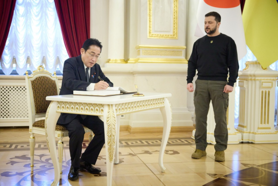 三国领导人突访乌克兰_蒂勒森突访阿富汗_富丽堂皇 精妙绝伦——访花丝镶嵌传承人白静宜
