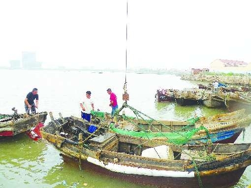 海上漂浮机游戏_海上漂浮核电站_渔民发现海上漂浮大量名牌香烟