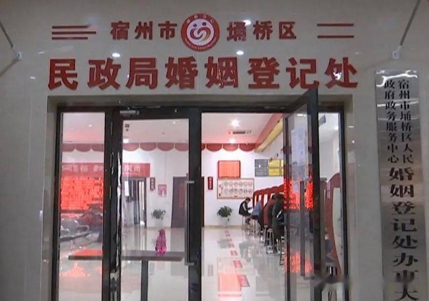 男子晒照炫耀猎捕_男子晒9本结婚证_晒证女自称鄙视富二代拜金女