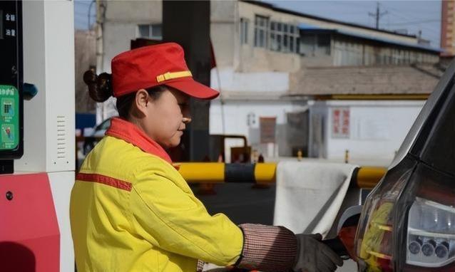 国际油价大涨_国际最新油价走势图_国际原油价格与中国油价