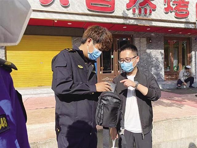 河南瓜农刺死城管判决_兰州“瓜农刺死城管”案4年后开庭_沈阳小贩刺死城管案终审死刑的分析