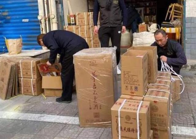 茅台黑金版飞天茅台黑瓶_双腿绑14瓶茅台入境_绑挣扎无力双腿后庭