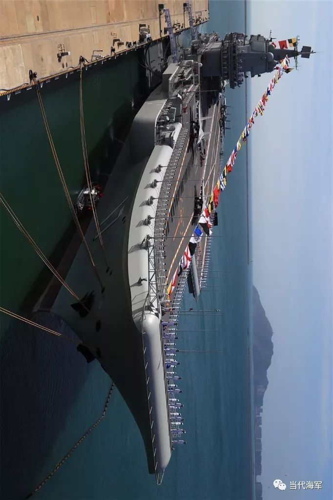 南海舰队远海训练编队穿过巽他海峡进入印度洋_山东舰和辽宁舰一模一样_山东舰首次远海训练