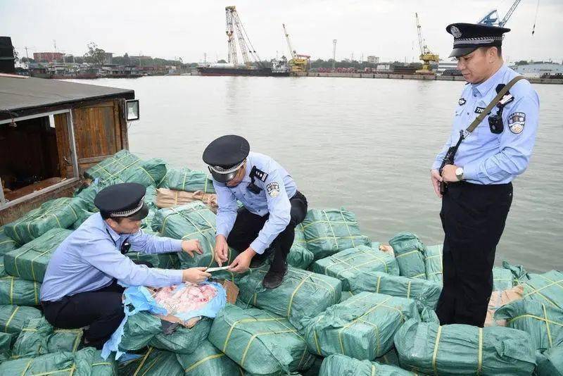 台湾沿海16具浮尸_台湾屏东具佳冬即時天气_台湾沿海风景名胜图片
