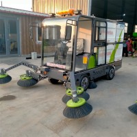 纯电动四轮7刷扫地车电动道路7刷清扫车山东厂家报价一辆价格表