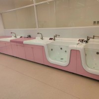 婴儿洗浴设备 新生儿洗澡盆全套设计 定制高分子游泳池