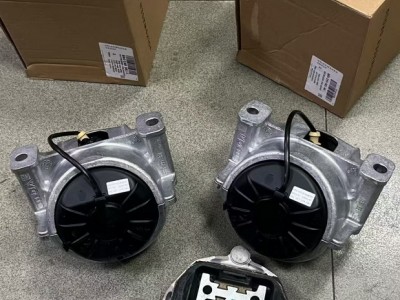 玛卡 奥迪A4 A5 S5 A6 S6 A7 Q5机脚胶