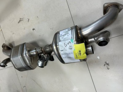保时捷911前消音器 991排气管 三元催化 氧传感器