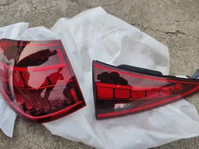 奔驰206尾灯 前挡玻璃 倒车镜 车门玻璃 雾灯